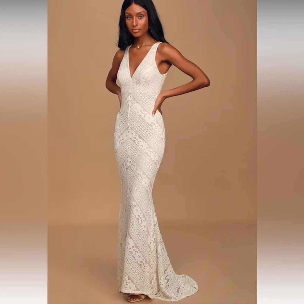 Lulu's Alianna White Lace Mermaid Maxi Dress XS NWT